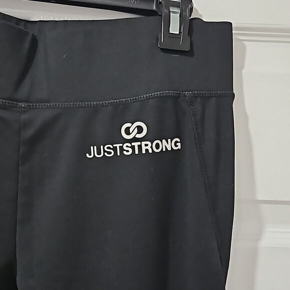 Just Strong Leggings - Picture 2 of 4